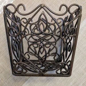 Ornate Black Metal Wall Sconce